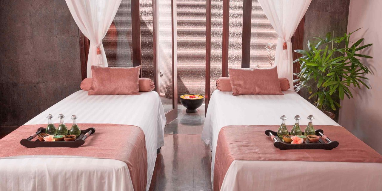 https://adorabeauty.one100.com.au/wp-content/uploads/2018/10/spa-inside-bg-1280x640.jpg